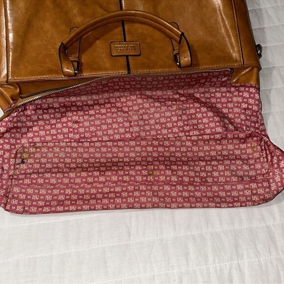 Badgley Mischka Julia Weekender Vegan Leather Camel Large Travel Tote Bag - Picture 16 of 16